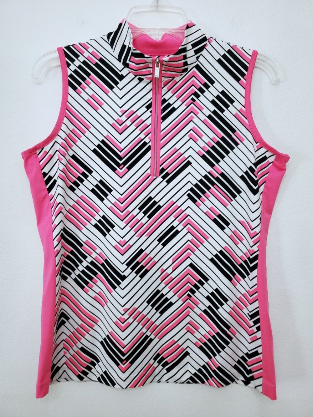 Tail Activewear Abstract Sleeveless Tennis Pickleball Golf Sporty Top Medium